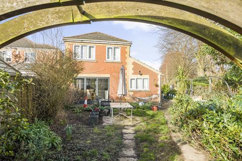 4 bedroom detached house for sale, Perry Grove, Loughborough, Leicestershire