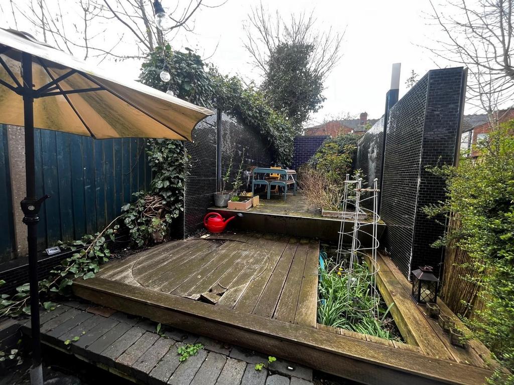 Rear Garden 2.jpg