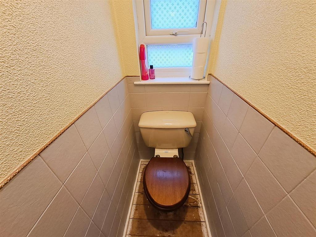 Separate WC