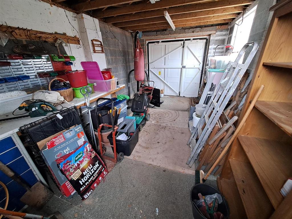Rear Garage