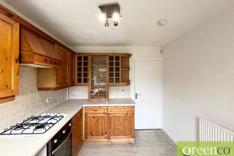 3 bedroom semi-detached house to rent, Dales Brow Avenue, Tameside OL7