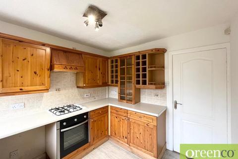 3 bedroom semi-detached house to rent, Dales Brow Avenue, Tameside OL7