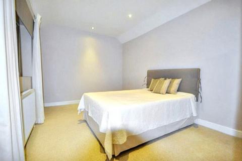 6 bedroom house of multiple occupation for sale, Chester Road East, Shotton, Deeside, Flintshire, CH5 1QA