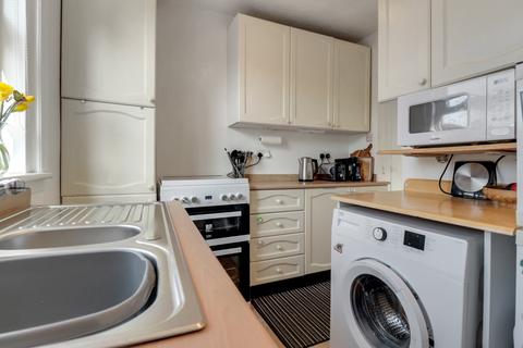 2 bedroom apartment for sale, Egremont Road, Exmouth, EX8 1SA