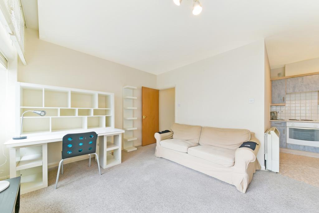 Living Area - Metro