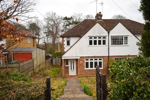39 Pinewood Avenue, Sevenoaks, TN14 5AE