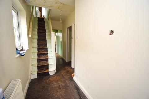 39 Pinewood Avenue, Sevenoaks, TN14 5AE
