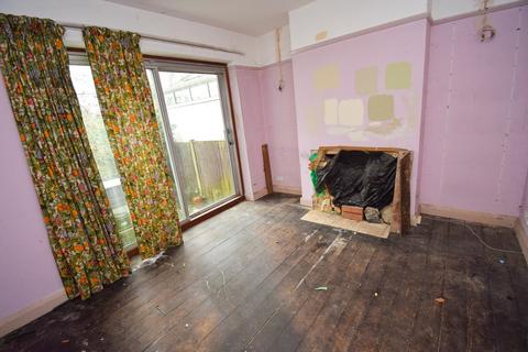 39 Pinewood Avenue, Sevenoaks, TN14 5AE