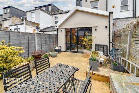 43 Myrtle Road, London, E17 8BX