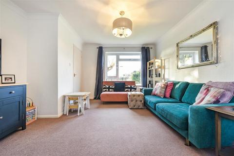 14 Downview Close, Yapton, Arundel, BN18 0LD