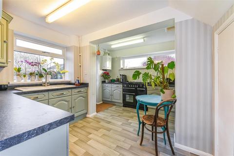 14 Downview Close, Yapton, Arundel, BN18 0LD