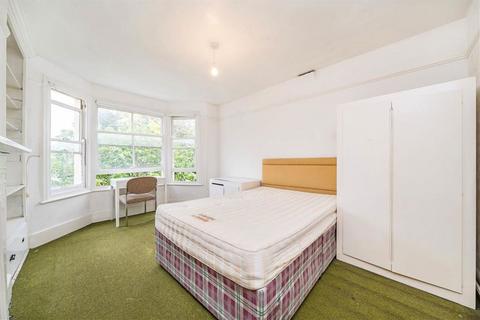 1 bedroom terraced house to rent, Ommaney Road, London SE14