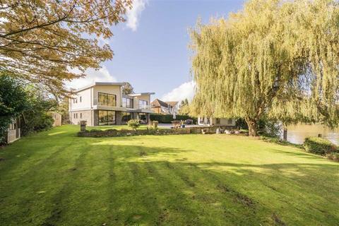 undefined, Vicarage Walk, Maidenhead SL6