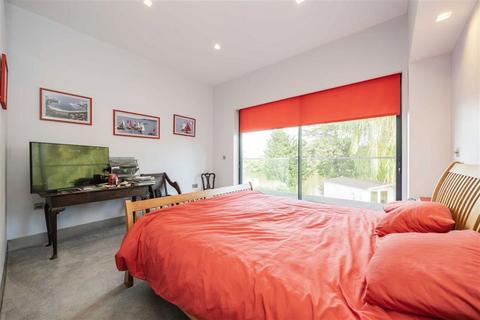 undefined, Vicarage Walk, Maidenhead SL6