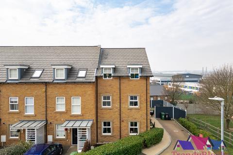 25 Wheeler Close, Dartford, DA1 5UL