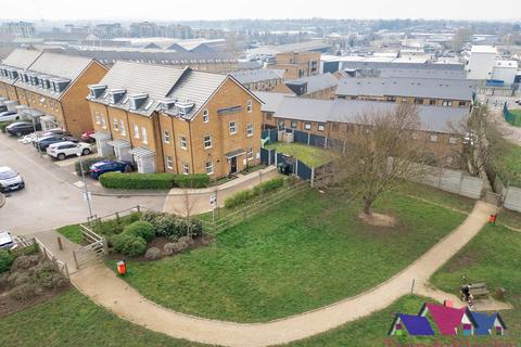 25 Wheeler Close, Dartford, DA1 5UL