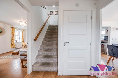 25 Wheeler Close, Dartford, DA1 5UL