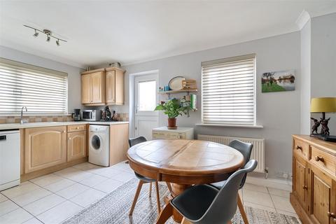 3, Finches Cottages Pewsey Road, Upavon, Pewsey, SN9 6NF
