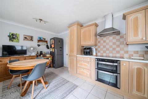 3, Finches Cottages Pewsey Road, Upavon, Pewsey, SN9 6NF