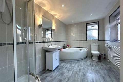 138 Farndon Road, Newark, NG24 4SW