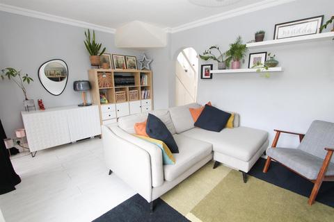 228 Peterborough Road, Carshalton, SM5 1DP