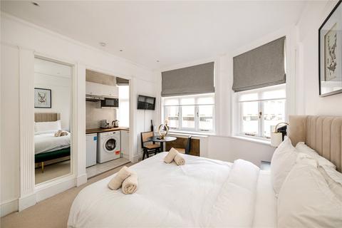 Studio for sale, Hans Crescent, Knightsbridge, SW1X