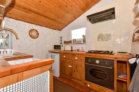 2 bedroom detached house for sale, Melville Street, Sandown PO36