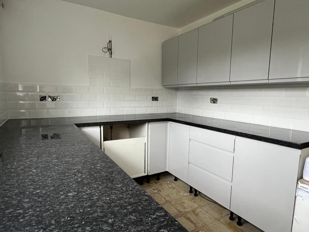 4 Meadow Court kitchen