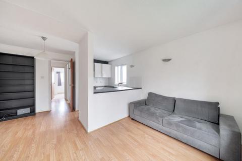 1 bedroom flat to rent, Rusper Close, Cricklewood, NW2