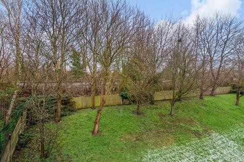 1 bedroom flat to rent, Rusper Close, Cricklewood, NW2