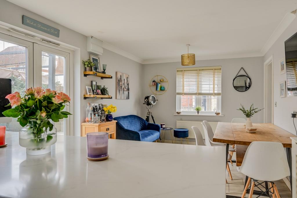 Kitchen1 2