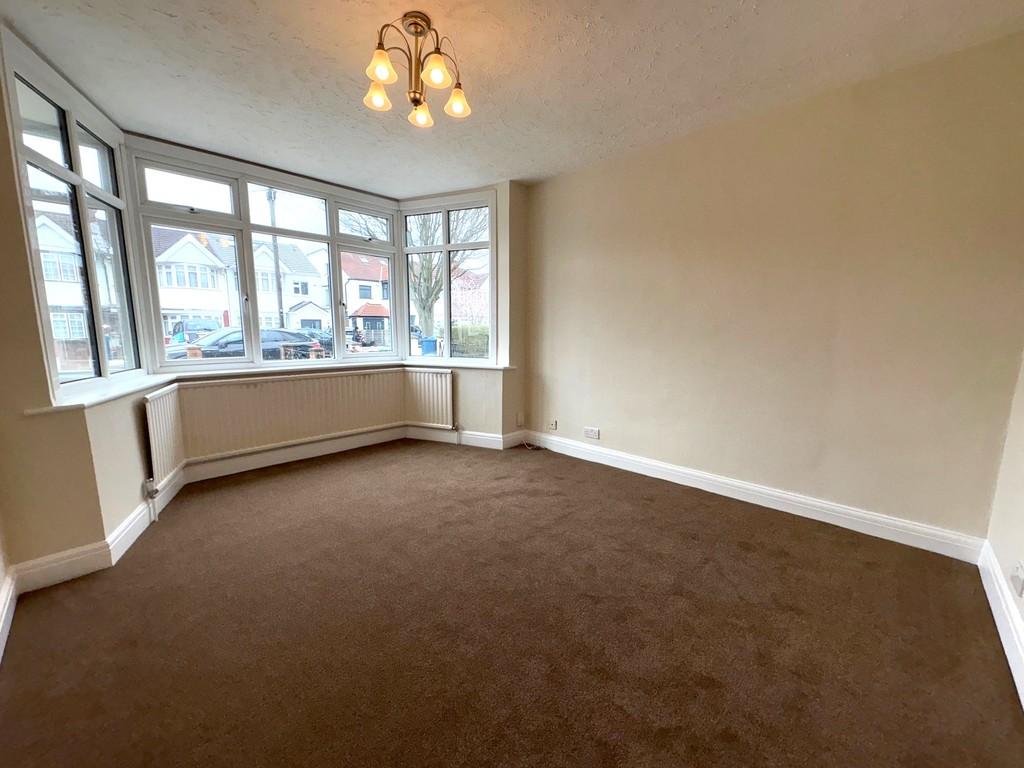 149 Exeter Rd Rec1