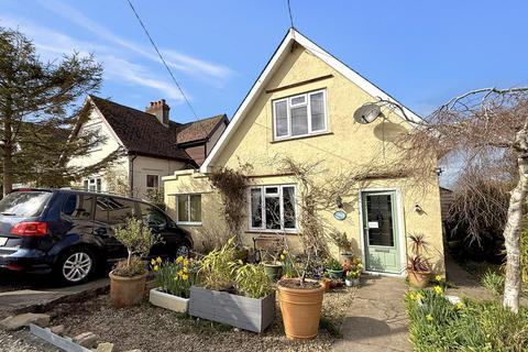 21 Castle Road, Bratton, Westbury, BA13 4SP