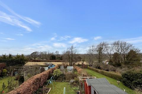 21 Castle Road, Bratton, Westbury, BA13 4SP