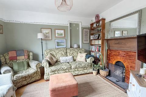 21 Castle Road, Bratton, Westbury, BA13 4SP