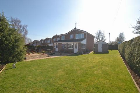 1 Leys Close, Barrowby, Grantham, NG32 1TQ