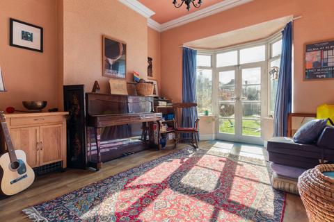 4 bedroom semi-detached house for sale, Princes Avenue, Grimsby, DN31