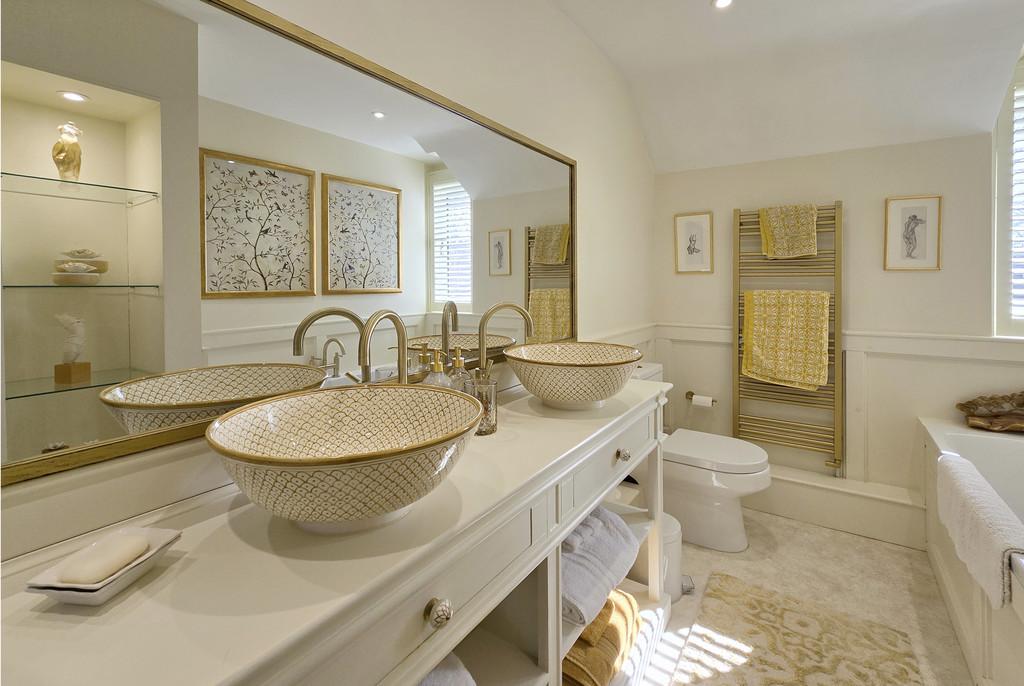 Denbeigh Bathroom 1