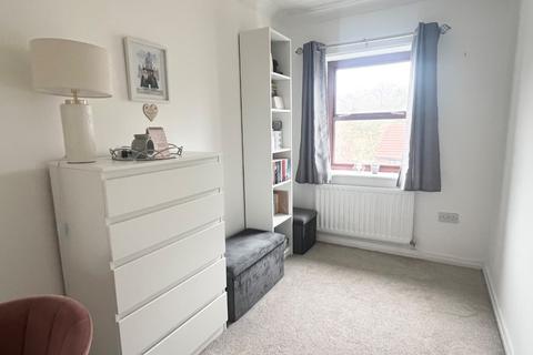 6 Brocks Close, Dibden Purlieu, Southampton, SO45 5ST