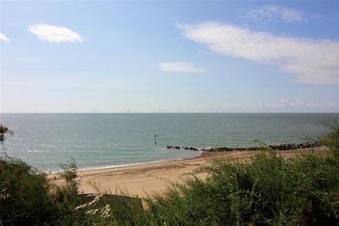 2 bedroom flat for sale, Kings Parade, Holland on Sea, Clacton on Sea
