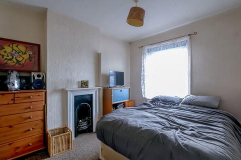 121b Ashley Road, Bournemouth, BH1 4NG