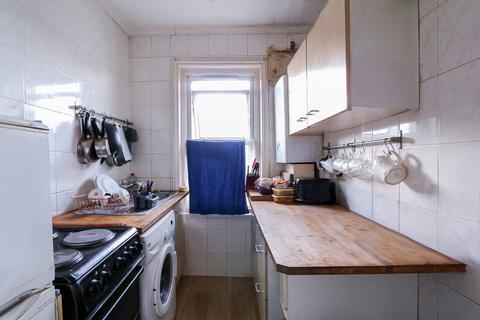 121b Ashley Road, Bournemouth, BH1 4NG