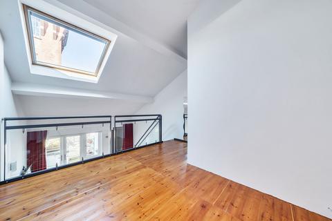 1 bedroom apartment for sale, Manhattan Building, Bow Quarter, London, E3