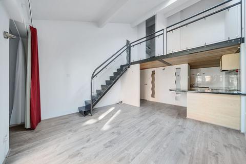 1 bedroom apartment for sale, Manhattan Building, Bow Quarter, London, E3
