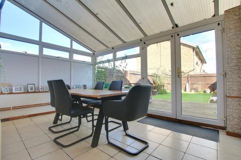 3 bedroom semi-detached house for sale, The Elms, Chatteris