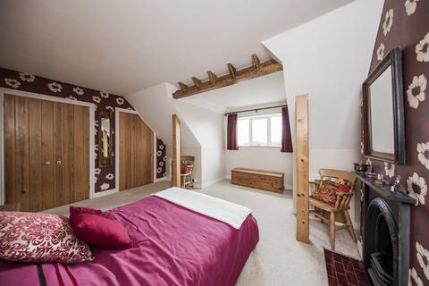 5 bedroom semi-detached house for sale, Crowborough Hill, Crowborough