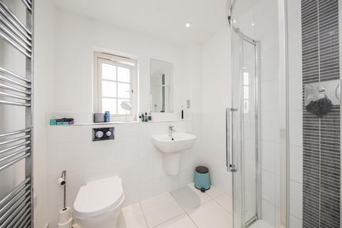 17 Parsonage Croft, Etchingham, TN19 7BY