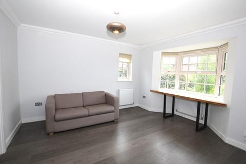 17 Parsonage Croft, Etchingham, TN19 7BY