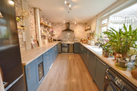 3 bedroom townhouse for sale, Upgate, Louth LN11 9JN