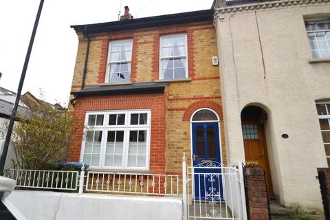 1 Admaston Road, London, SE18 2TU